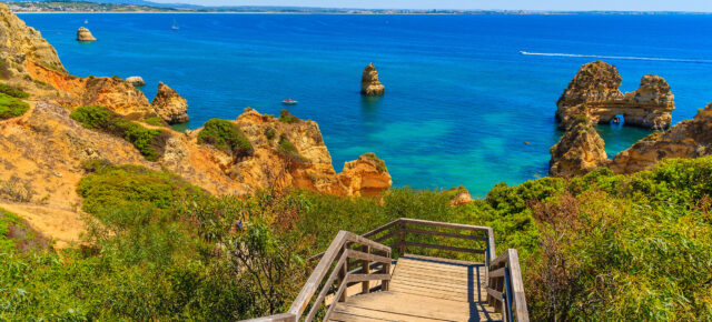 Fly & Drive: 8 Tage Algarve Roadtrip mit Flug & Mietwagen nur 61€