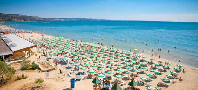 Strandurlaub in Bulgarien: 8 Tage zum Sonnenstrand im 4* Hotel mit All Inclusive & Flug ab 433€