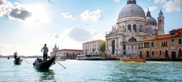 Black Friday: 3 Tage Venedig Städtetrip im TOP 4* Hotel inkl. Frühstück & Flug ab 245€