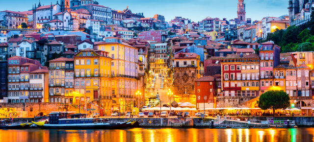 Portugal: 3 Tage in Porto mit toller Unterkunft inkl. Selbstverpflegung & Flug nur 102€