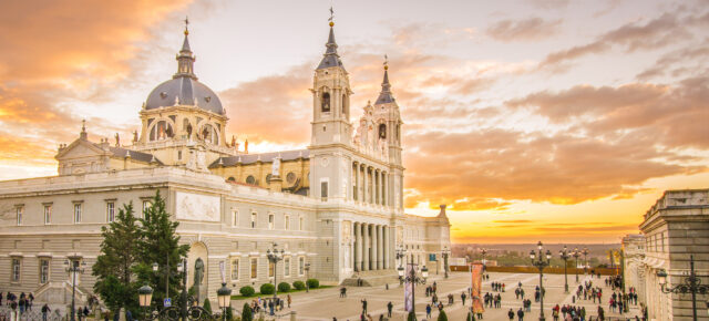 Kurztrip nach Madrid: 3 Tage im TOP 4* Hotel mit Flug nur 169€