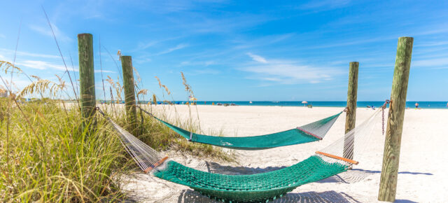 Familienurlaub in Florida: 15 Tage Roadtrip durch Naples, Tampa Bay & Orlando mit Mietwagen & Flug ab 414€ p.P.