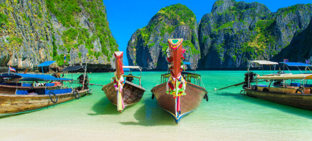 Thailand: 13 Tage auf Phuket & Koh Phi Phi inkl. Unterkünften & Flug nur 379€