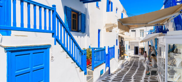 Traum in blau und weiß: 8 Tage Mykonos im strandnahen 4* Hotel mit Frühstück, Flug & Transfer für 579€