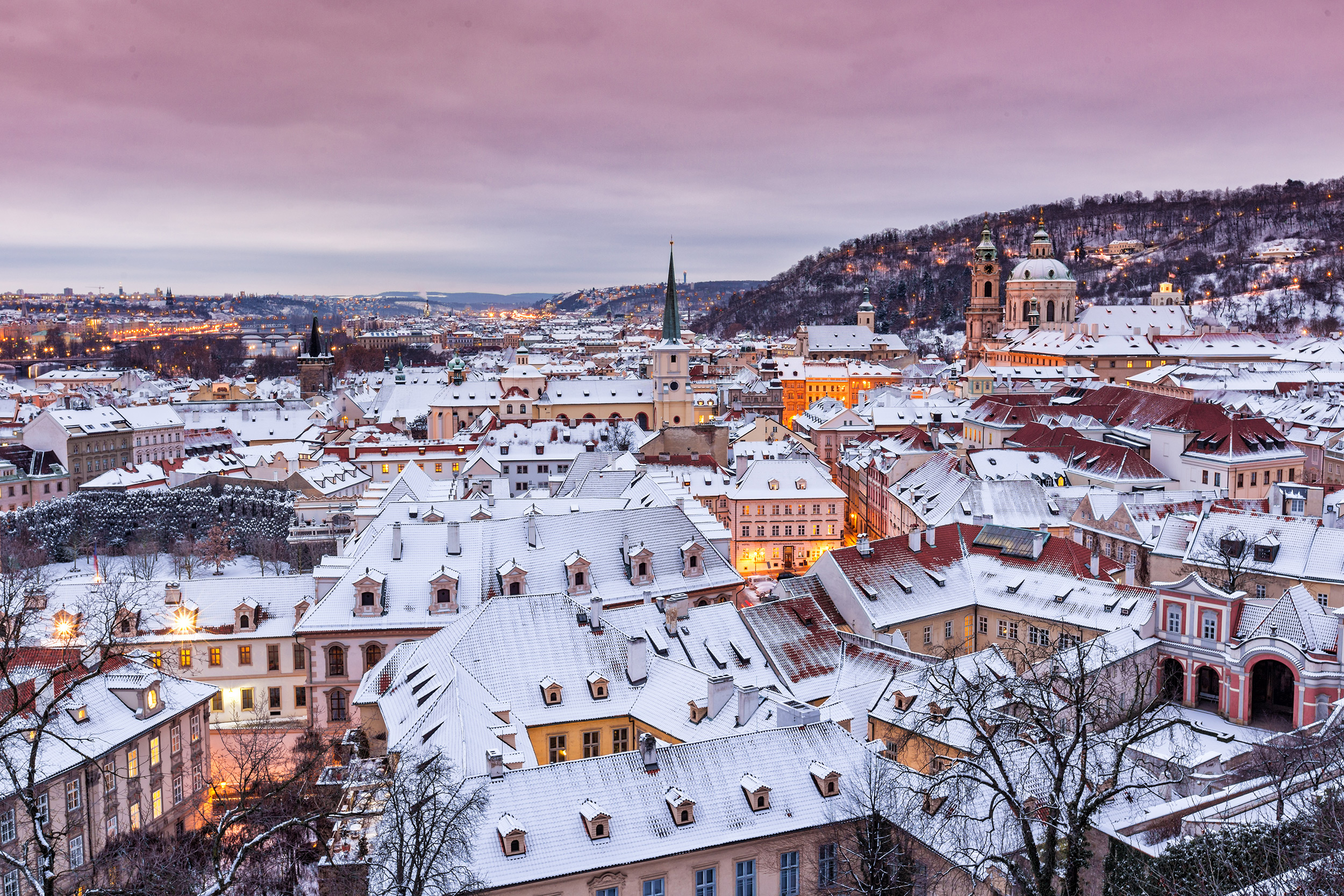 Weihnachtszeit in Prag: 2 Tage im sehr guten 4* Hotel für nur 48 ...