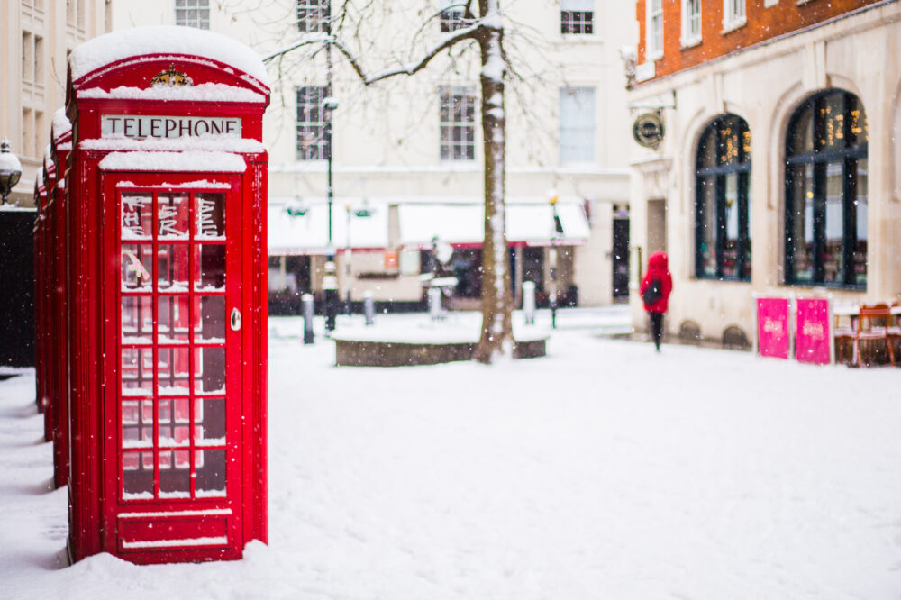 England London Telefonzelle Schnee