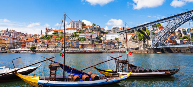 Kurztrip nach Portugal: 4 Tage Porto im TOP 4* Hotel mit Frühstück & Flug ab 256€