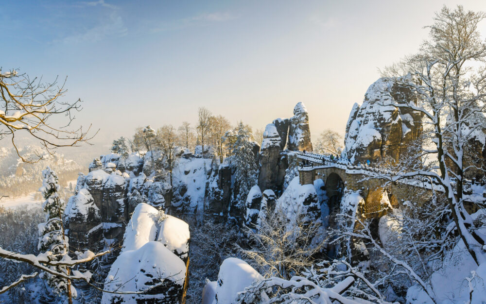 Deutschland Sächsische Schweiz Elbsandsteingebirge Brücke