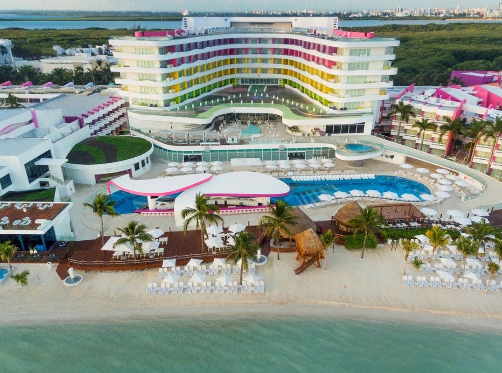 playground-for-grown-ups-10-tage-im-sexy-4-hotel-mit-all-inclusive