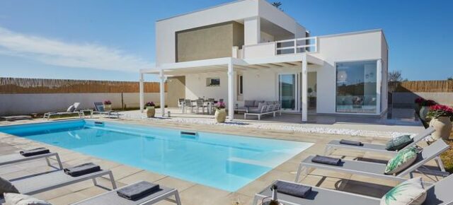 Sizilien: 8 Tage im Luxus-Ferienhaus in Strandnähe mit Pool für 312€ p.P.