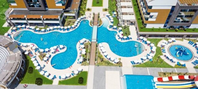 Türkei: 6 Tage ins 5* Hotel mit Flug, All Inclusive & Transfer für NUR 542€