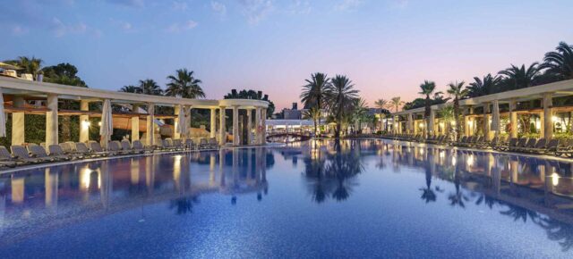 Türkei Luxusurlaub: 6 Tage im TOP 5* TUI Magic Life Belek mit All Inclusive, Flug, Transfer & Zug für 766€