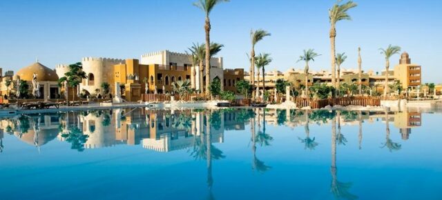 Makadi Bay: 8 Tage Ägypten im TOP 4* Strandresort mit Junior Suite, All Inclusive, Flug & Transfer nur 585€