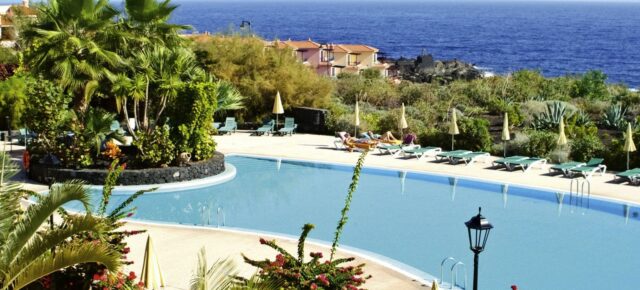 Auf die Kanaren: 7 Tage La Palma im guten 4* Hotel mit Frühstück, Flug & Transfer für nur 565€