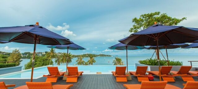 Traumstrände und Natur pur in Phuket: 9 Tage Thailand im TOP 4* Hotel am Strand mit Frühstück, Flug, Transfer & Zug für 1044€