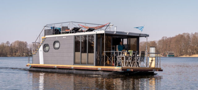 Alle an Bord: Hausboot in Deutschland mieten schon ab 119€/Tag