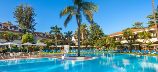 Last-Minute Kanaren: 8 Tage auf Teneriffa mit gutem 4* Hotel inkl. Halbpension, Flug, Transfer & Zug nur 469€