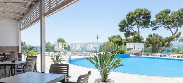 Traumurlaub in Spanien: 7 Tage an die traumhafte Costa Dorada ins stylische  4* Hotel mit Halbpension, Flug & Transfer ab 514€