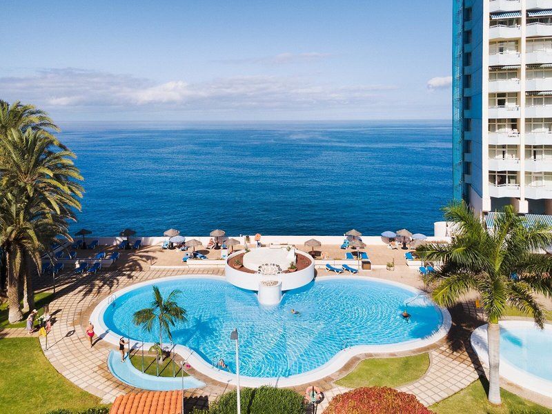 precise-resort-tenerife-pool-mit-meerblick