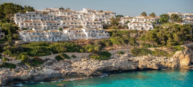 Mallorca 2024: 10 Tage inkl. sehr gutem 4* Hotel, Halbpension & Flug ab 549 €