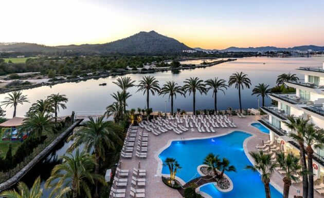 Spanien Mallorca VIVA Hotel Eden Lago von oben