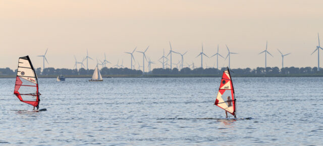 Urlaub in Holland am Wasser: Die schönsten Badeseen und Wassersportaktivitäten in Das andere Holland