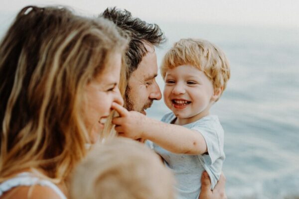 die Bayerische Versicherung Familie am Meer