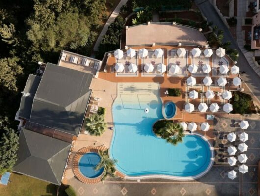 weloveholidays-asterias-village-hotel-oben