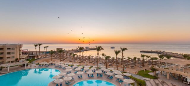 Black Week Kracher: 8 Tage Ägypten im TOP Award 4* Hotel mit All Inclusive, Flug & Transfer nur 606€