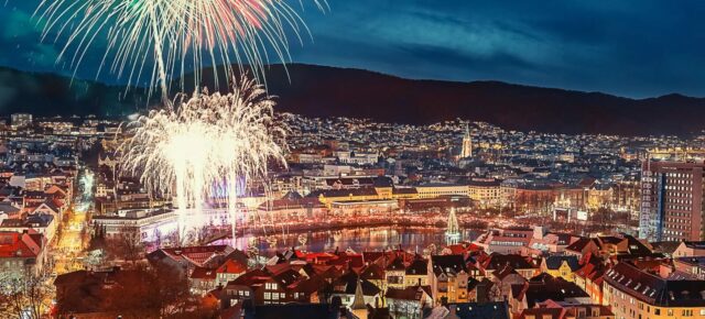 Silvesterrundreise nach Norwegen: 6 Tage in verschiedenen Hotels mit Frühstück, Flug & Extras nur 1204€