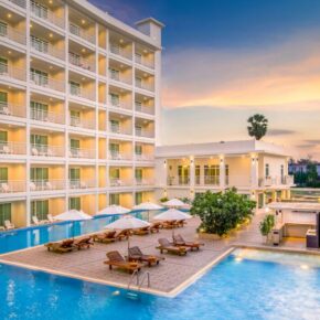 Günstig nach Thailand: 15 Tage Phuket mit sehr gutem 4* Hotel, Frühstück & Flug nur 949€