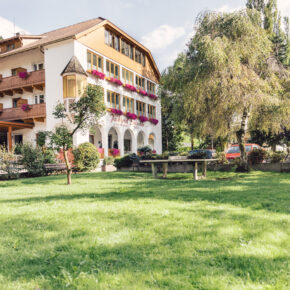 Südtirol: 4 Tage im 3* Hotel mit Halbpension & Wellness nur 199€